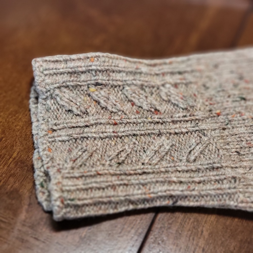 Laura Ashley Vintage 100% Wool Cable Knit Sweater Beige Marl Womens Small - Picture 10 of 16